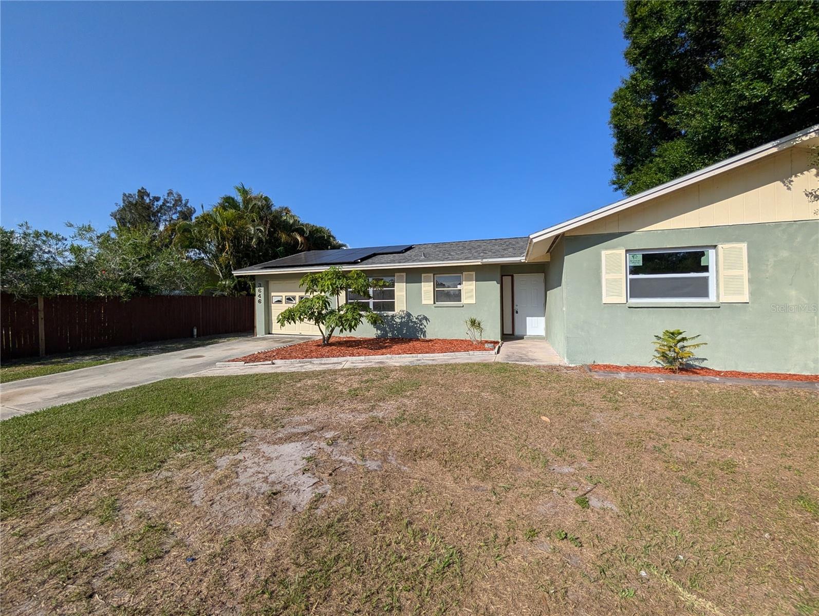 Photo of 3646 LAKEWOOD DRIVE SARASOTA FL 34232