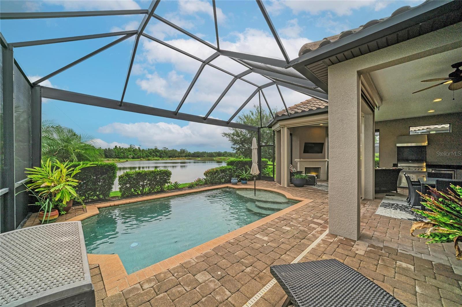 Photo of 13321 SORRENTO WAY BRADENTON FL 34211