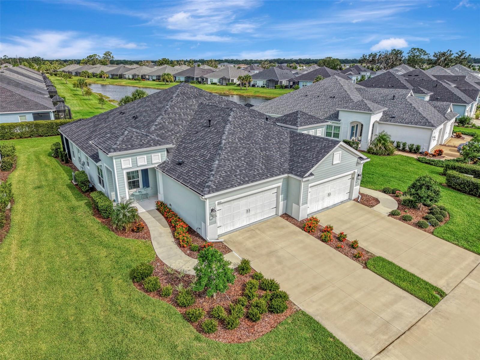 Photo of 4842 WILLOW BEND AVENUE PARRISH FL 34219