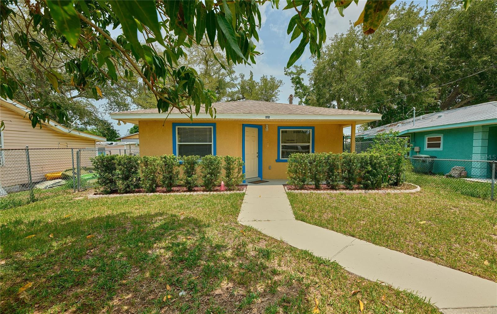 Photo of 212 13TH AVENUE BRADENTON FL 34205