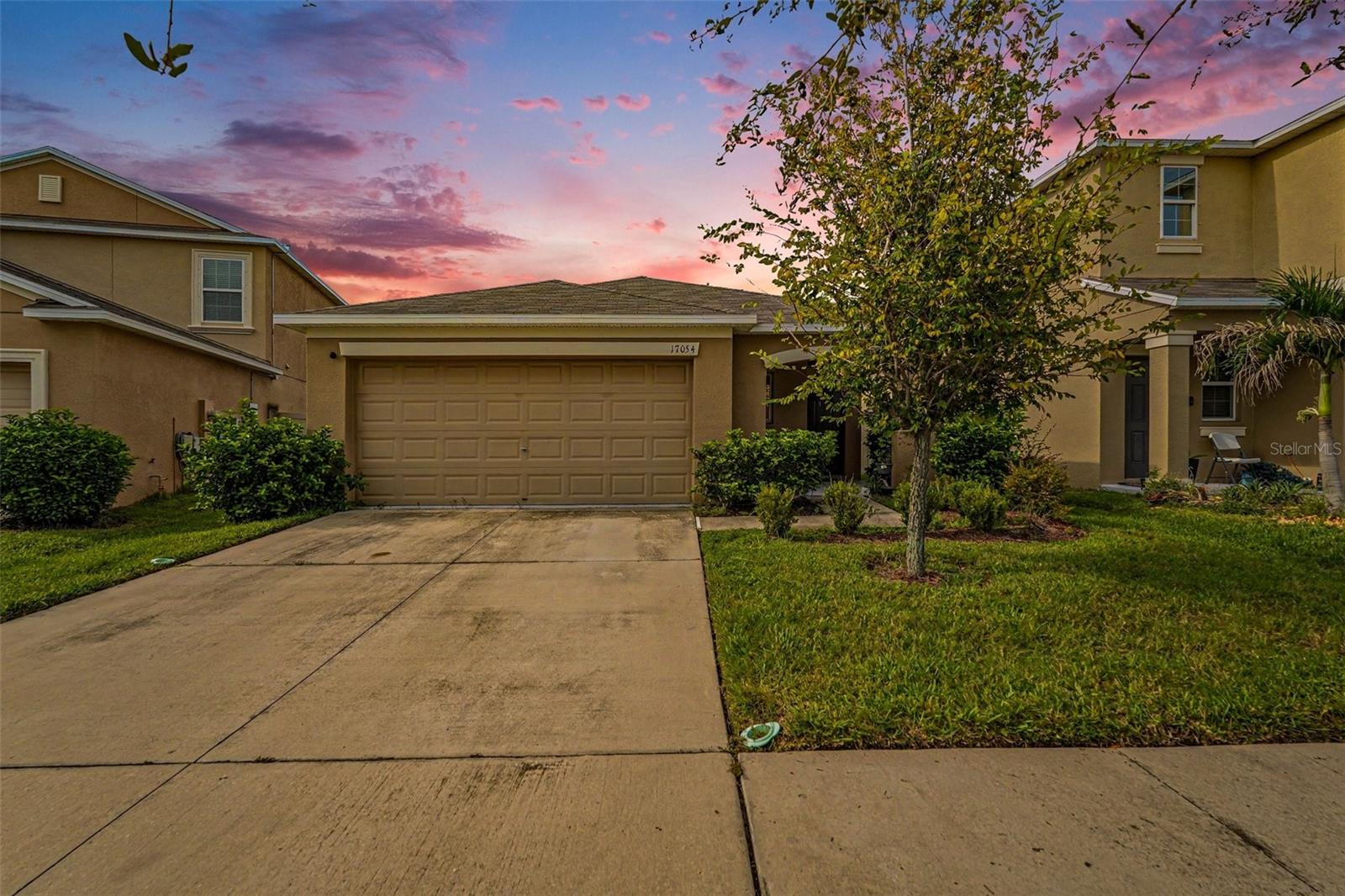 Photo of 17054 YELLOW PINE STREET WIMAUMA FL 33598