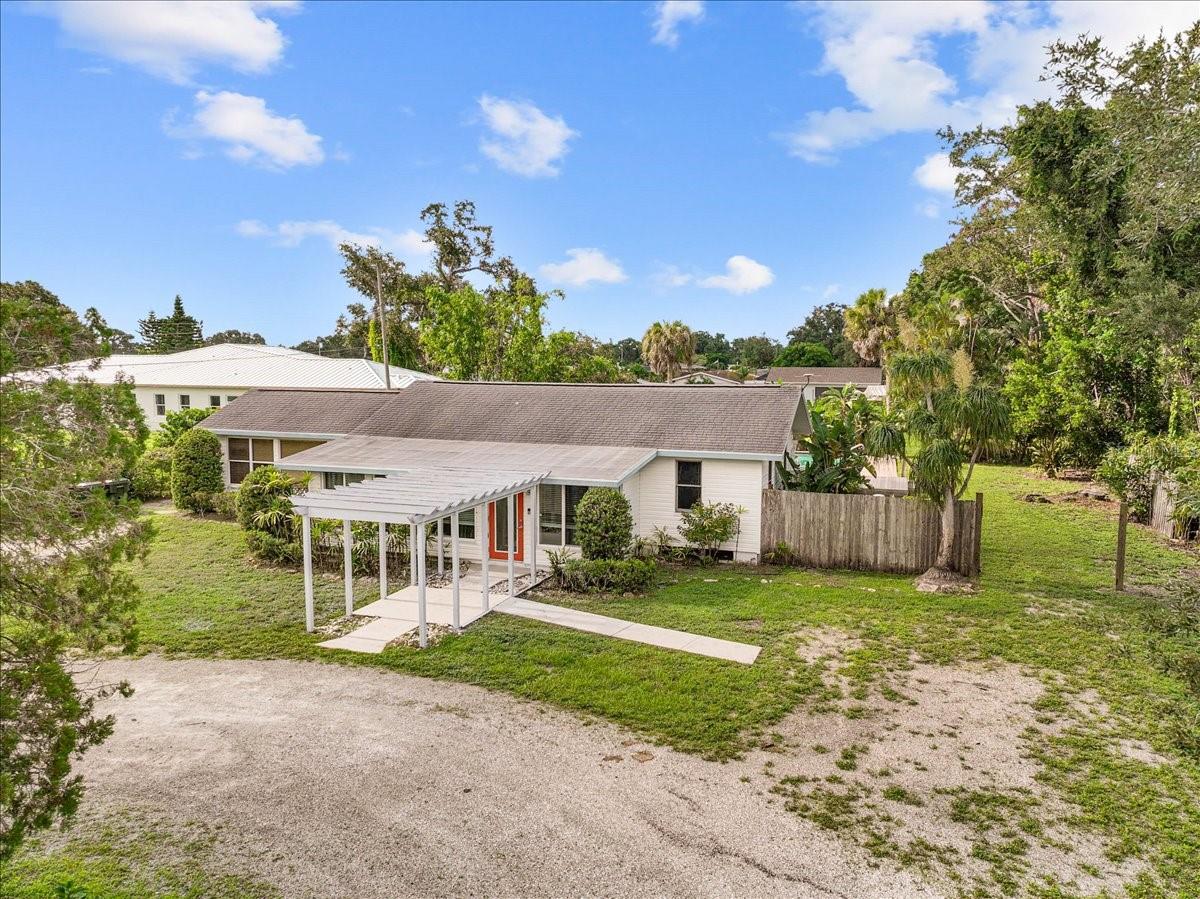 Photo of 2404 BISPHAM ROAD SARASOTA FL 34231