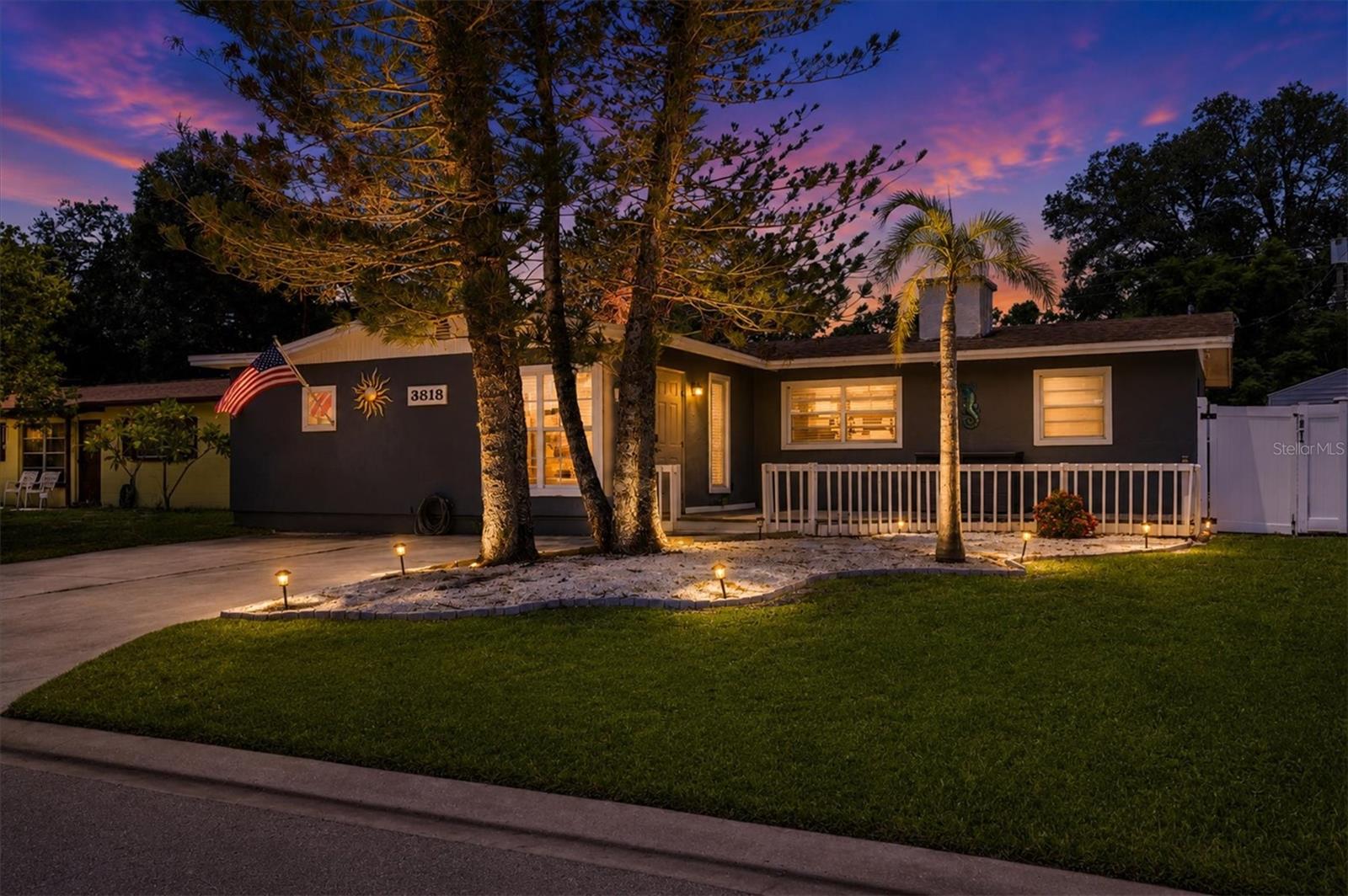Photo of 3818 BUCKEYE CIRCLE SARASOTA FL 34232