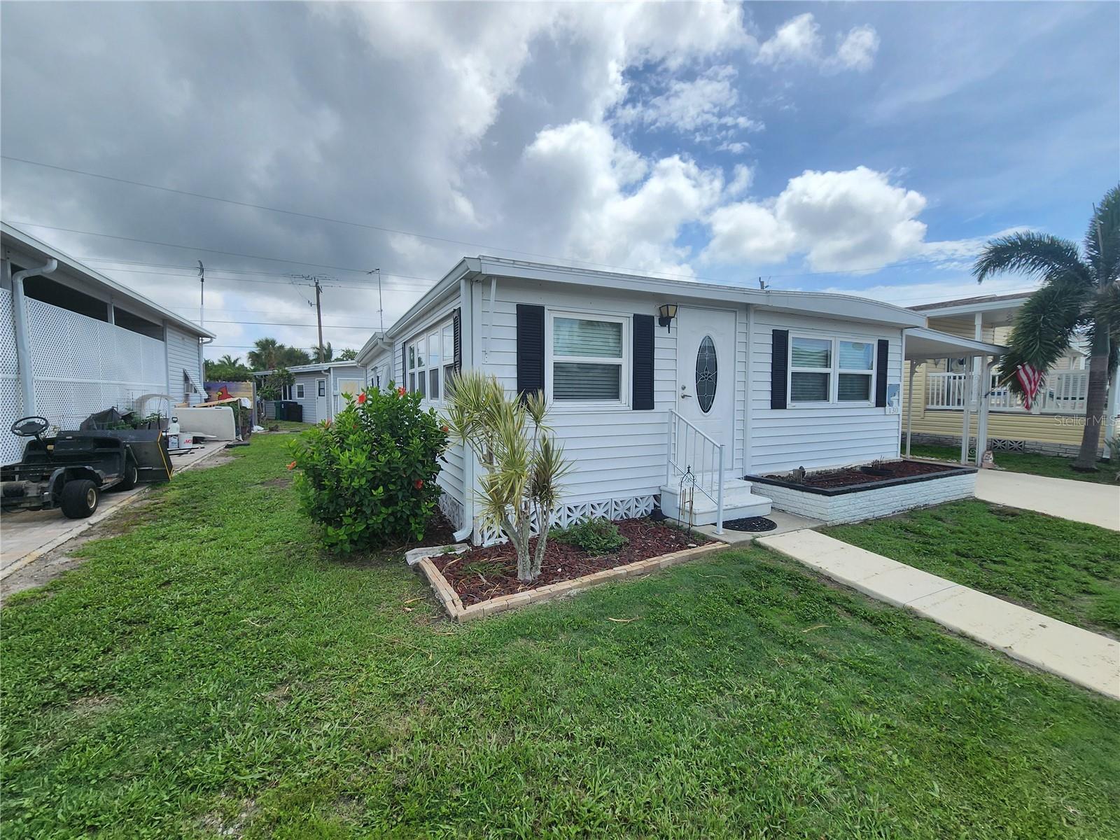 Photo of 130 CAPRI DRIVE PALMETTO FL 34221