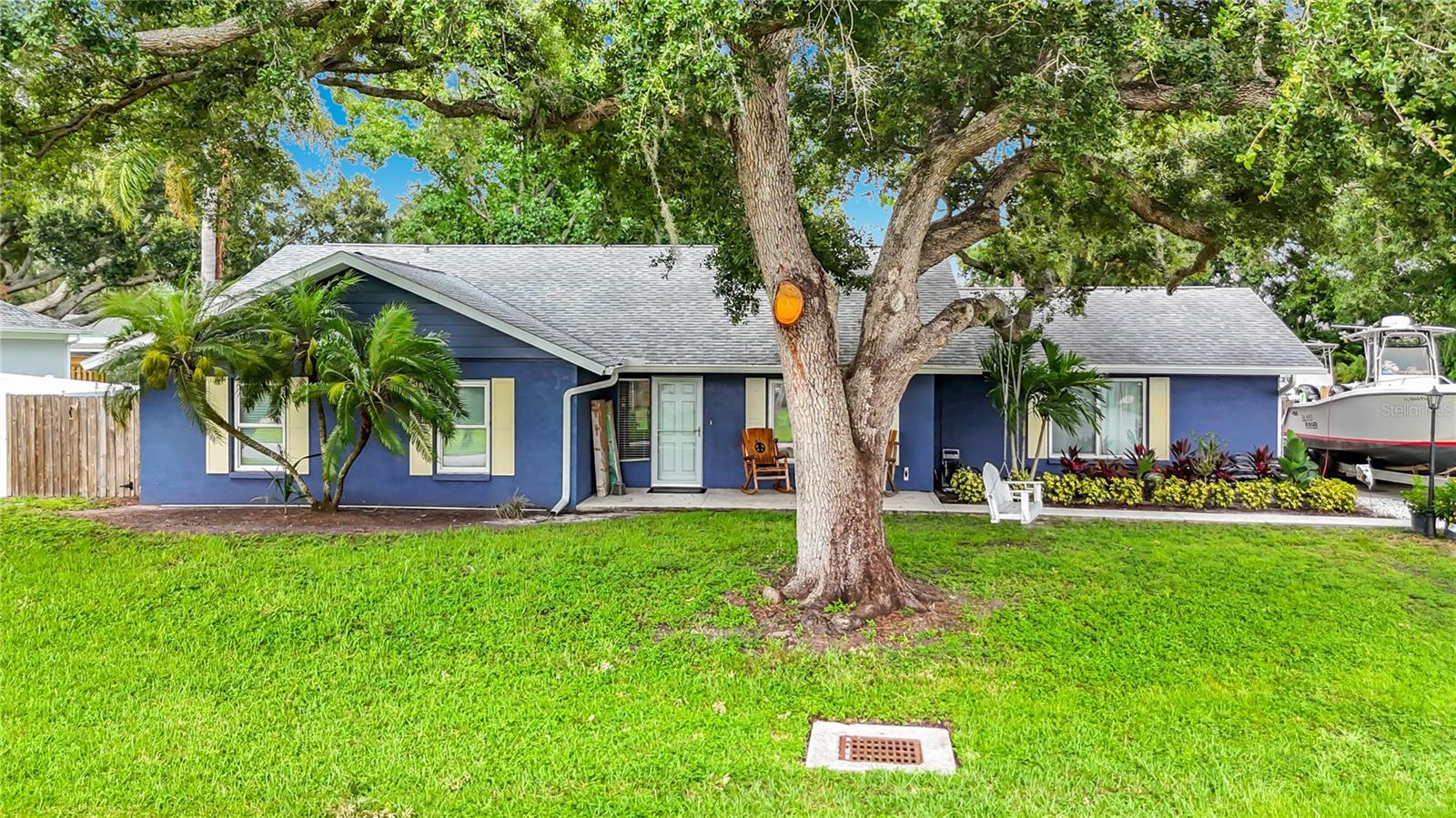 Photo of 1953 ROLLING GREEN CIRCLE SARASOTA FL 34240