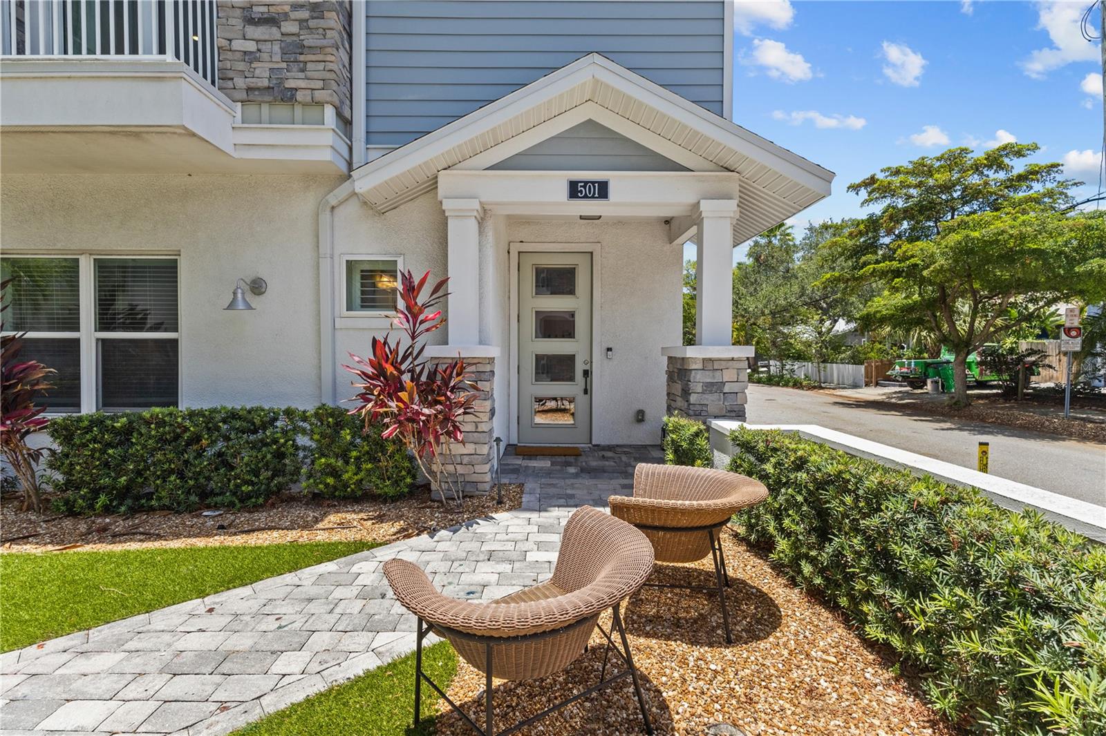 Photo of 501 LAFAYETTE COURT SARASOTA FL 34236
