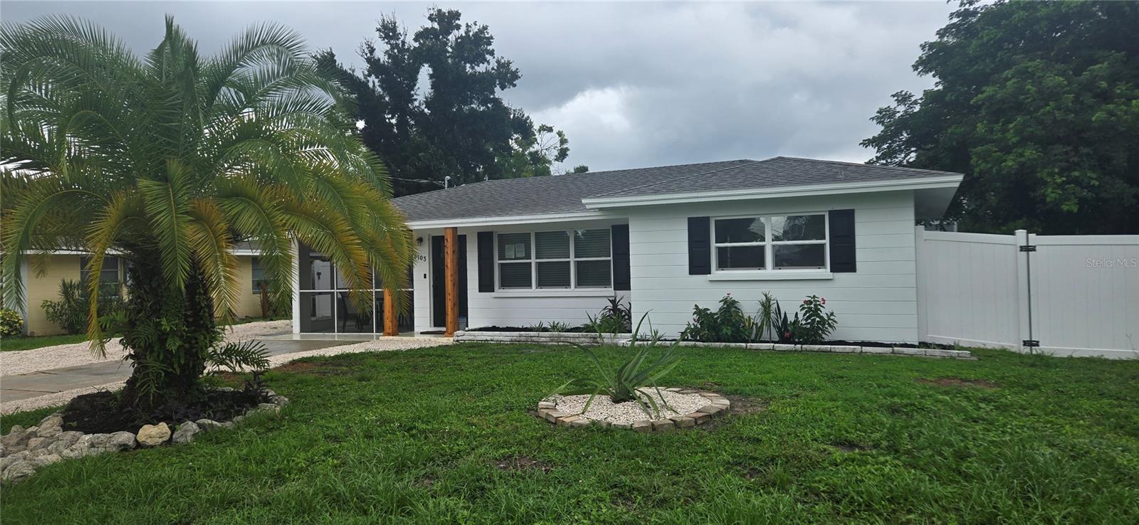 Photo of 6103 CARLTON AVENUE SARASOTA FL 34231