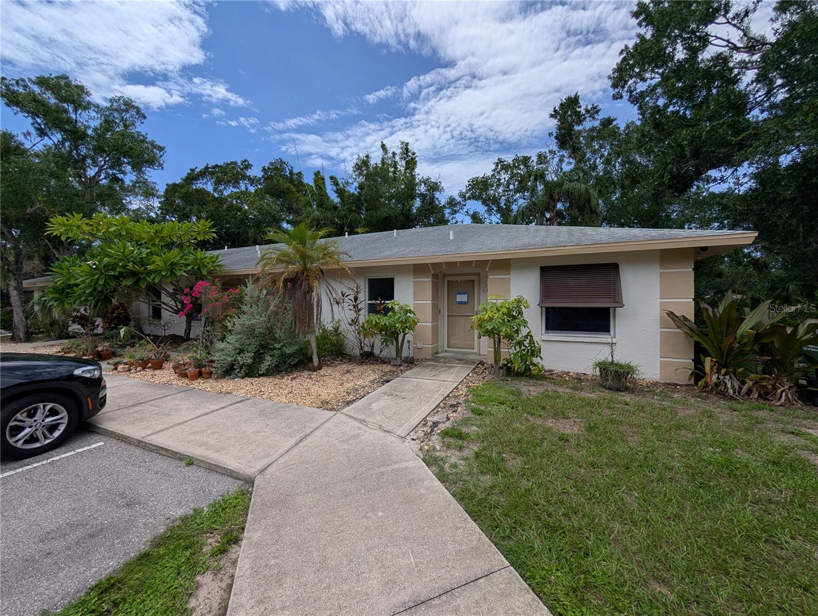 Photo of 638 N JEFFERSON AVENUE #15 SARASOTA FL 34237