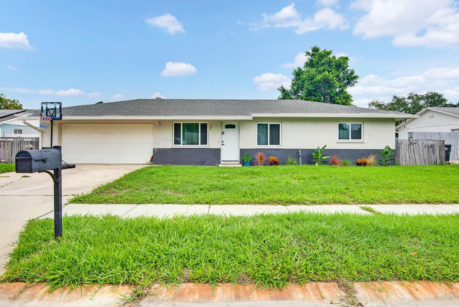 Photo of 707 65TH AVENUE DRIVE BRADENTON FL 34207