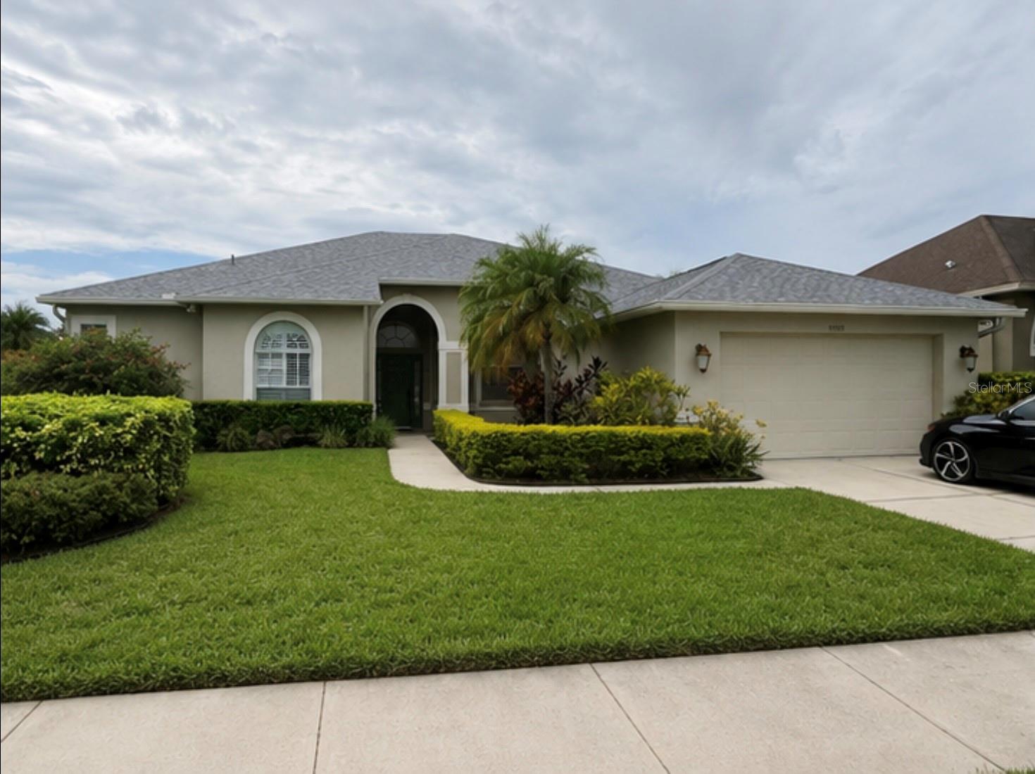 Photo of 4910 FLAGSTONE DRIVE SARASOTA FL 34238