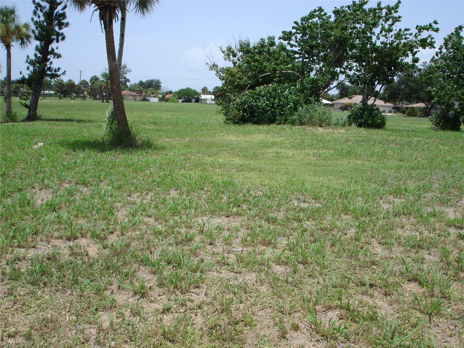 Photo of 2301 S TAMIAMI TRAIL OSPREY FL 34229