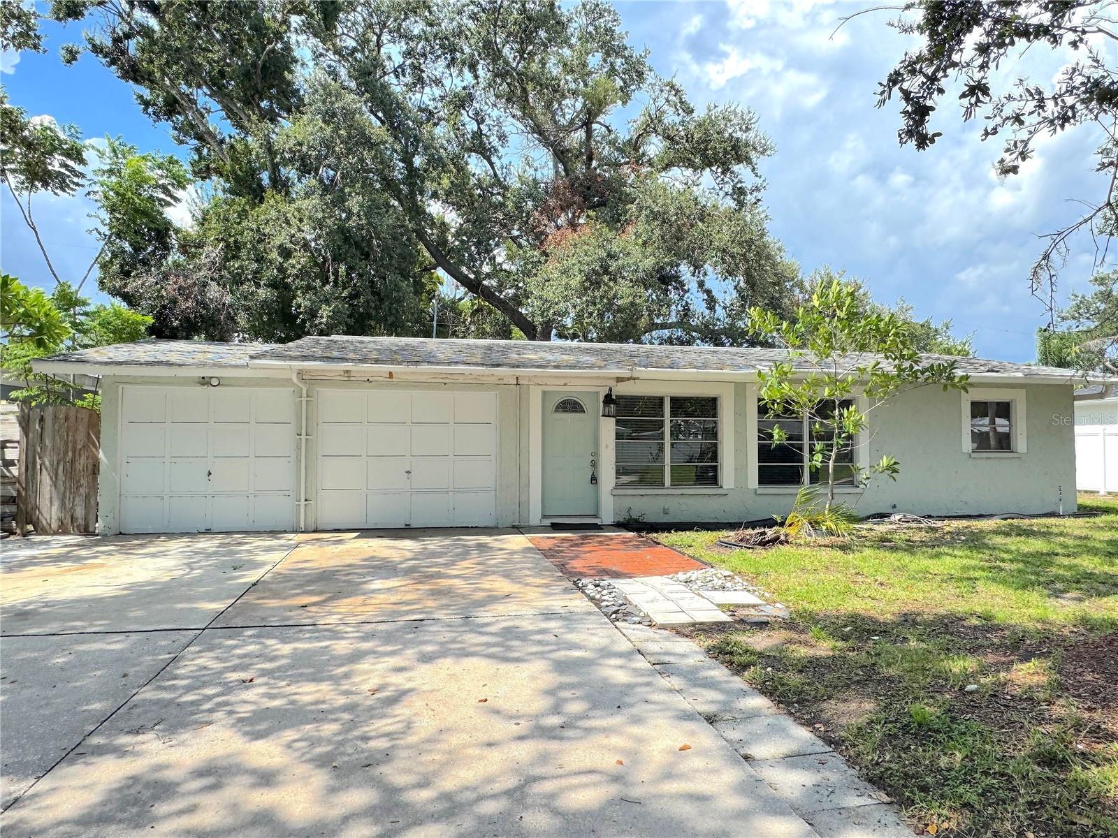 Photo of 3883 HAWKEYE CIRCLE SARASOTA FL 34232