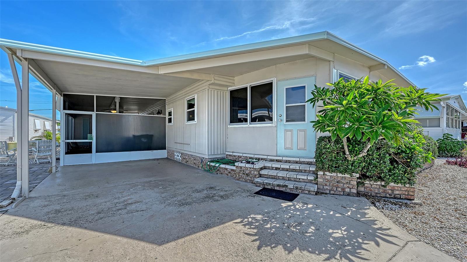 Photo of 49 CABALLO WAY BRADENTON FL 34209