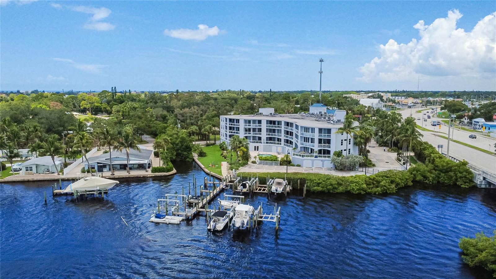 Photo of 516 TAMIAMI TRAIL #306 NOKOMIS FL 34275