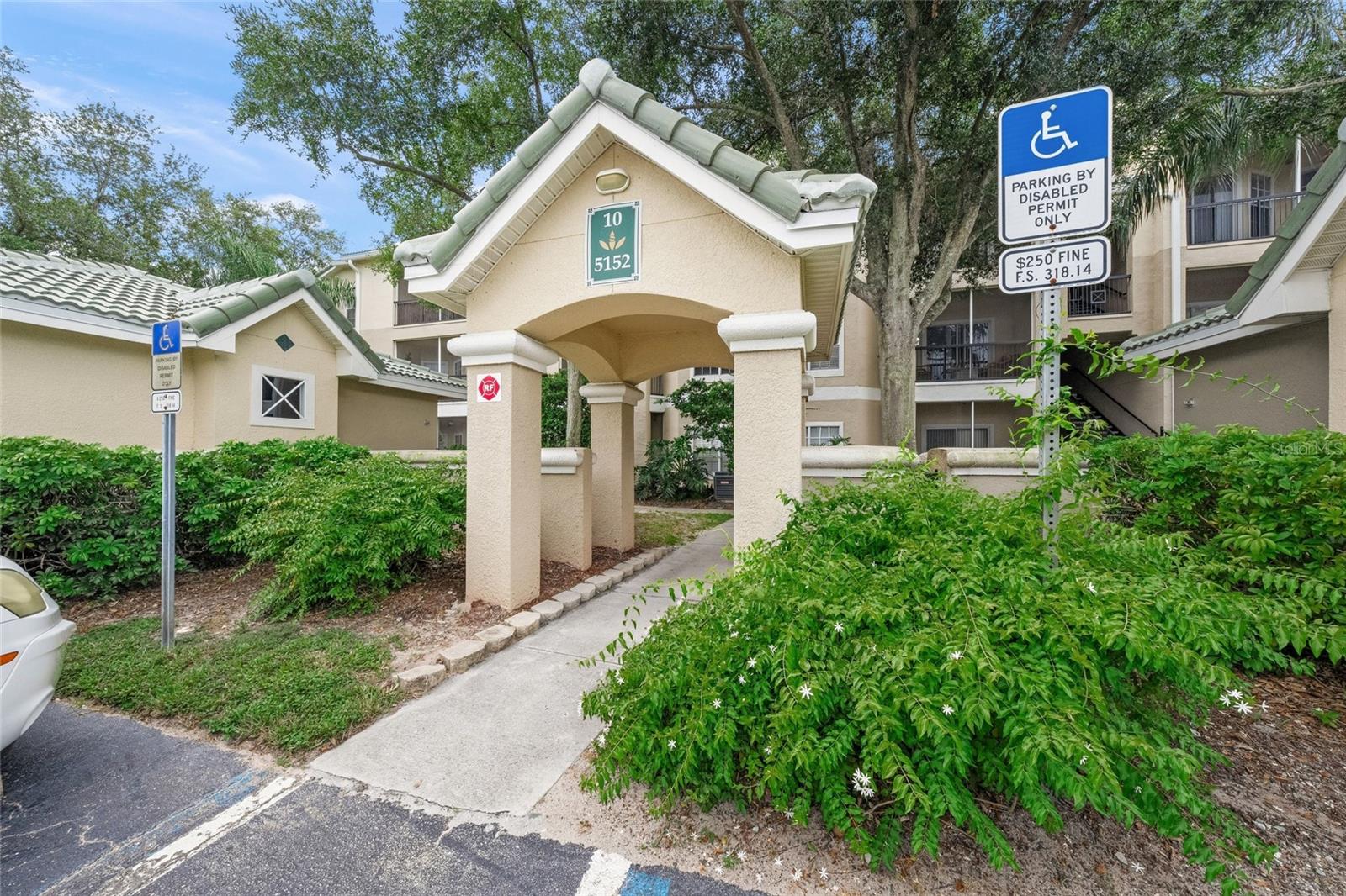 Photo of 5152 NORTHRIDGE ROAD #304 SARASOTA FL 34238
