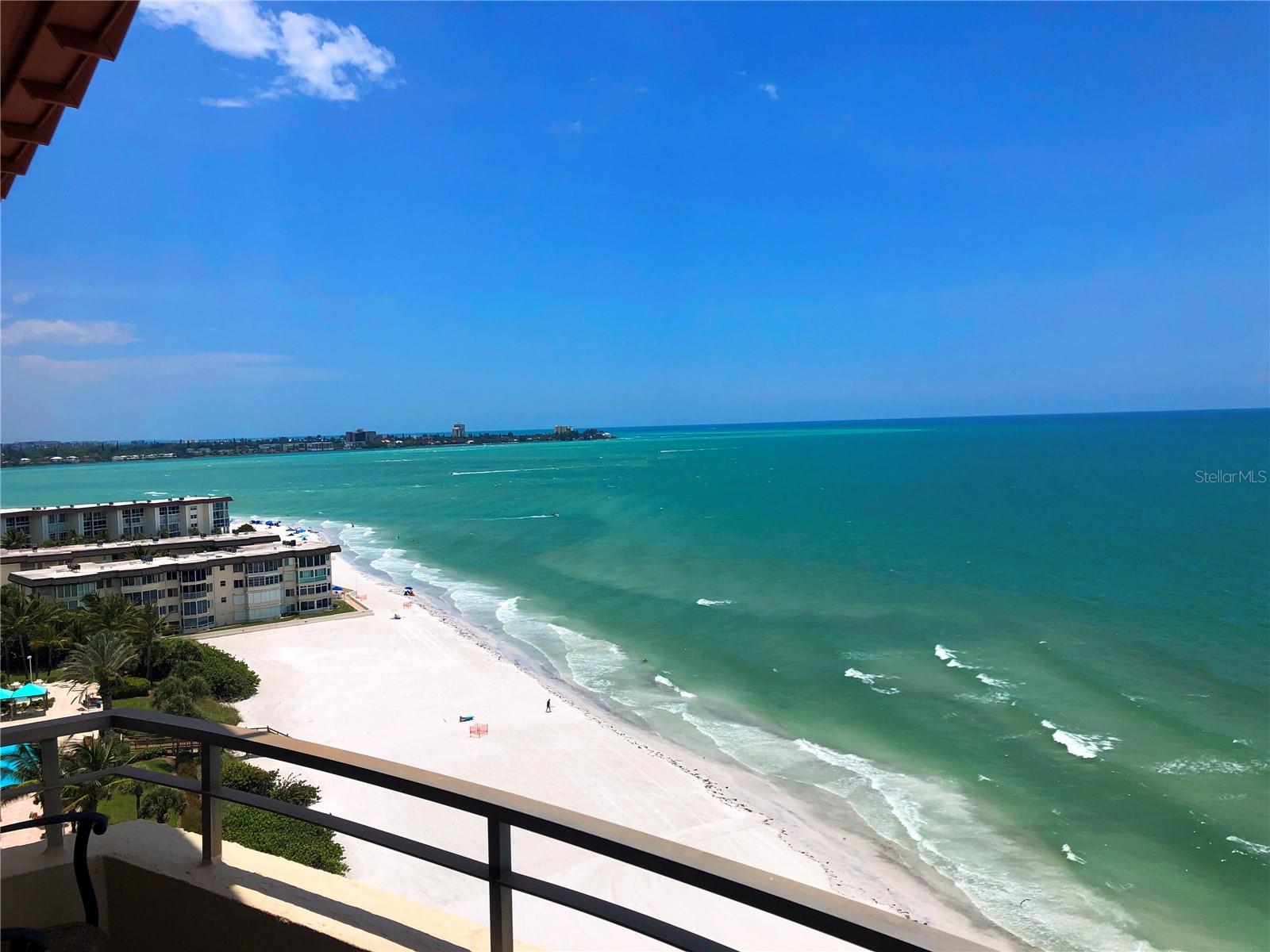 Photo of 1750 BENJAMIN FRANKLIN DRIVE #B SARASOTA FL 34236