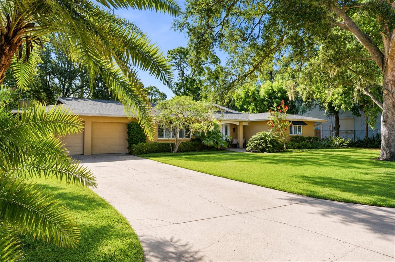 Photo of 1041 CITRUS AVENUE SARASOTA FL 34236