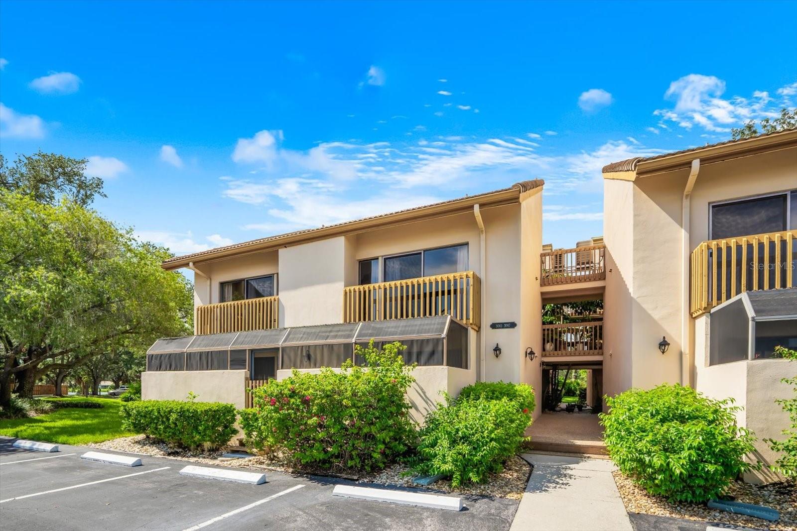 Photo of 3085 WILLOW GREEN DRIVE #26 SARASOTA FL 34235