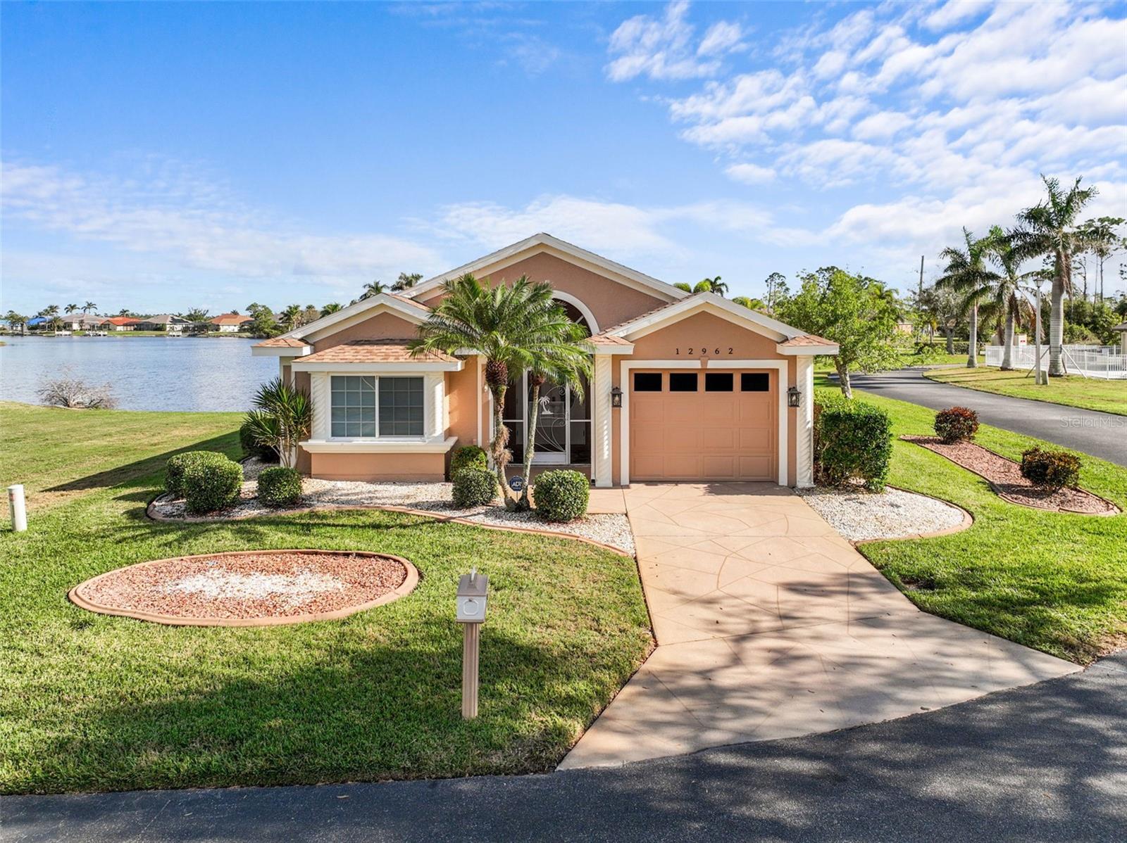 Photo of 12962 SW DOUG DRIVE LAKE SUZY FL 34269