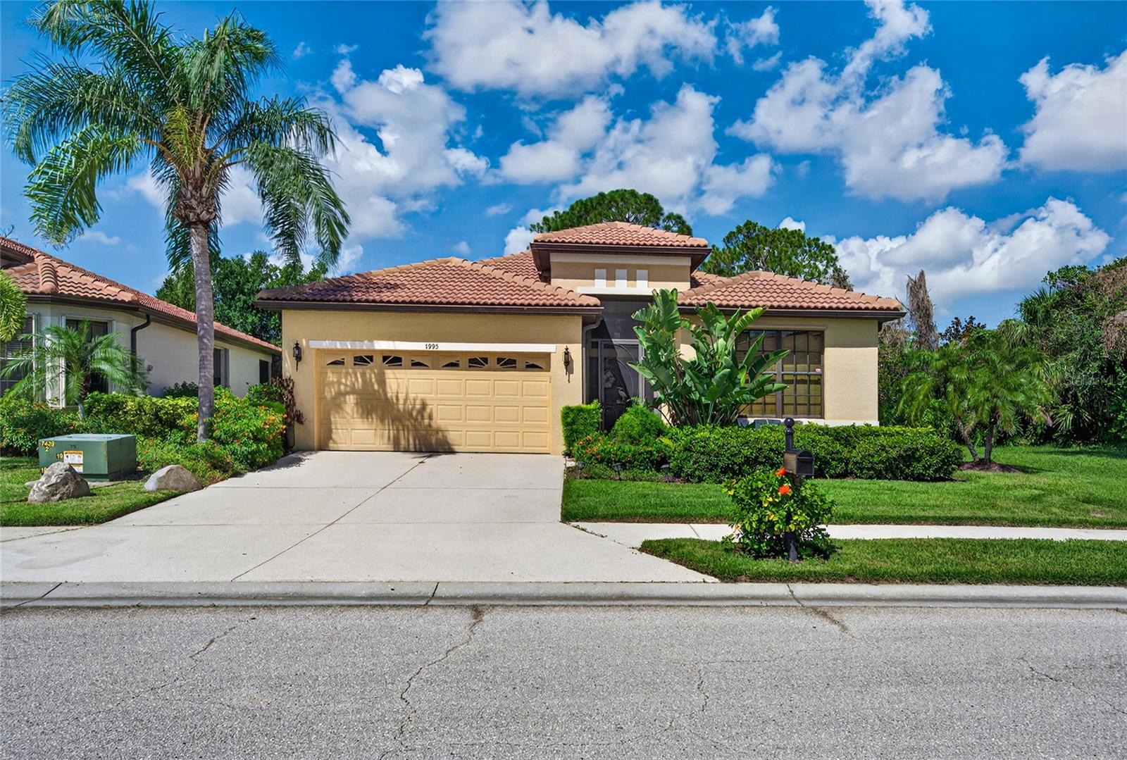 Photo of 1995 BATELLO DRIVE VENICE FL 34292