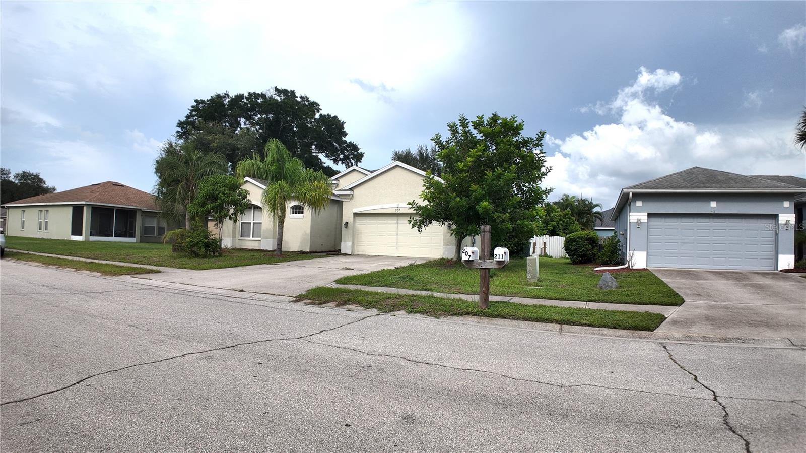 Photo of 207 39TH STREET BRADENTON FL 34208