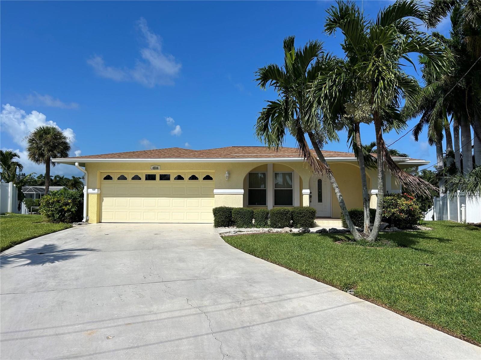 Photo of 4528 NASSAU ROAD BRADENTON FL 34210