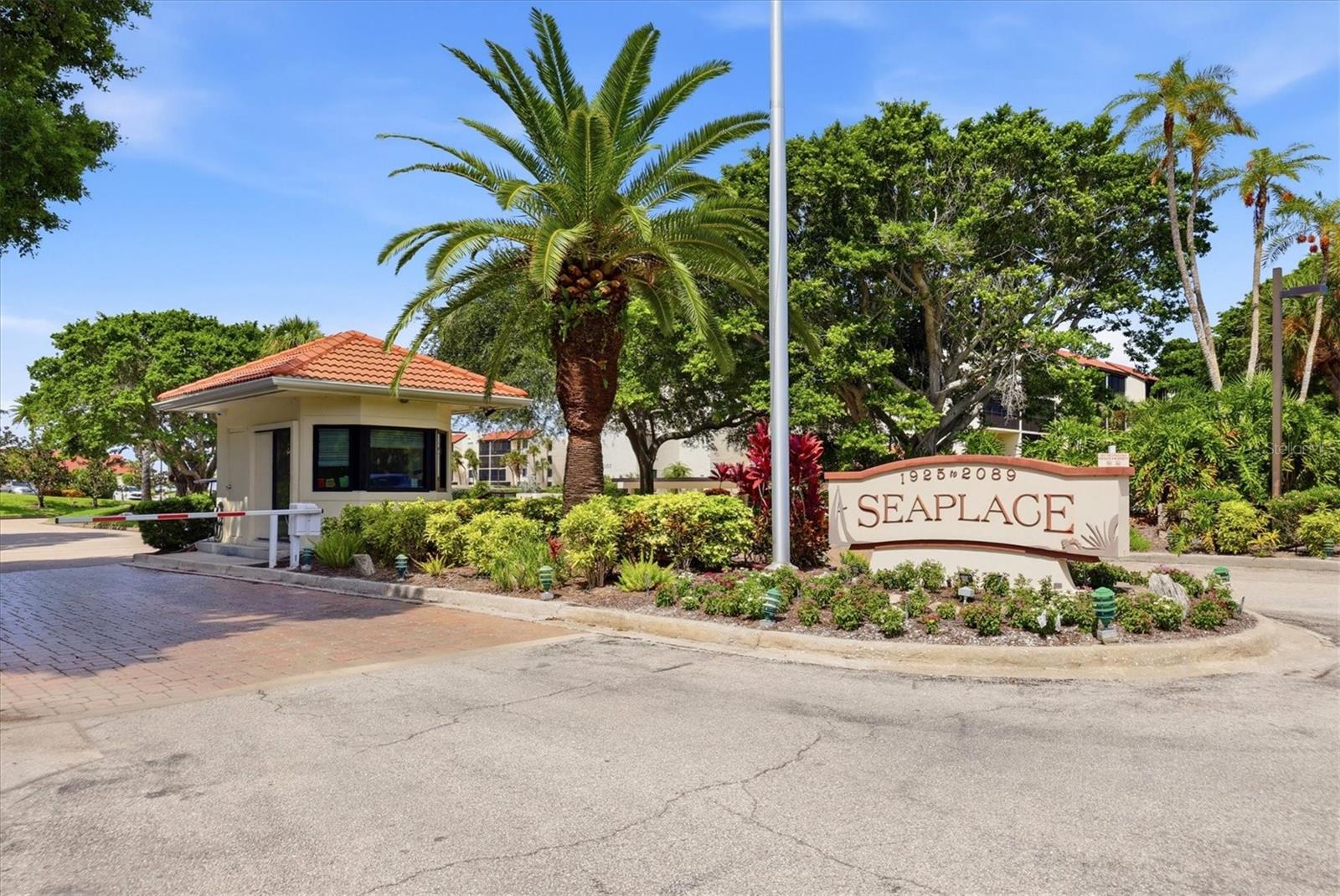 Photo of 2089 GULF OF MEXICO DRIVE #G1-302 LONGBOAT KEY FL 34228