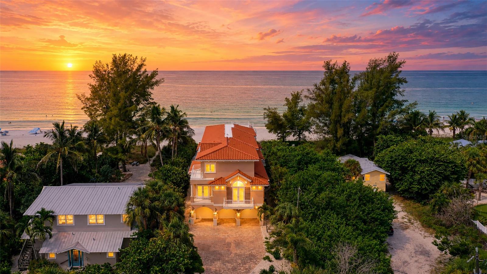 Photo of 106 74TH STREET #100 BRADENTON BEACH FL 34217