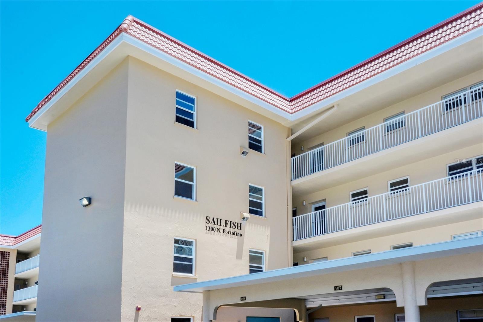 Photo of 1300 N PORTOFINO DRIVE #305 SARASOTA FL 34242