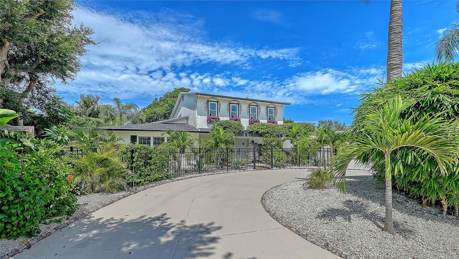 Photo of 3624 S LOCKWOOD RIDGE ROAD SARASOTA FL 34239