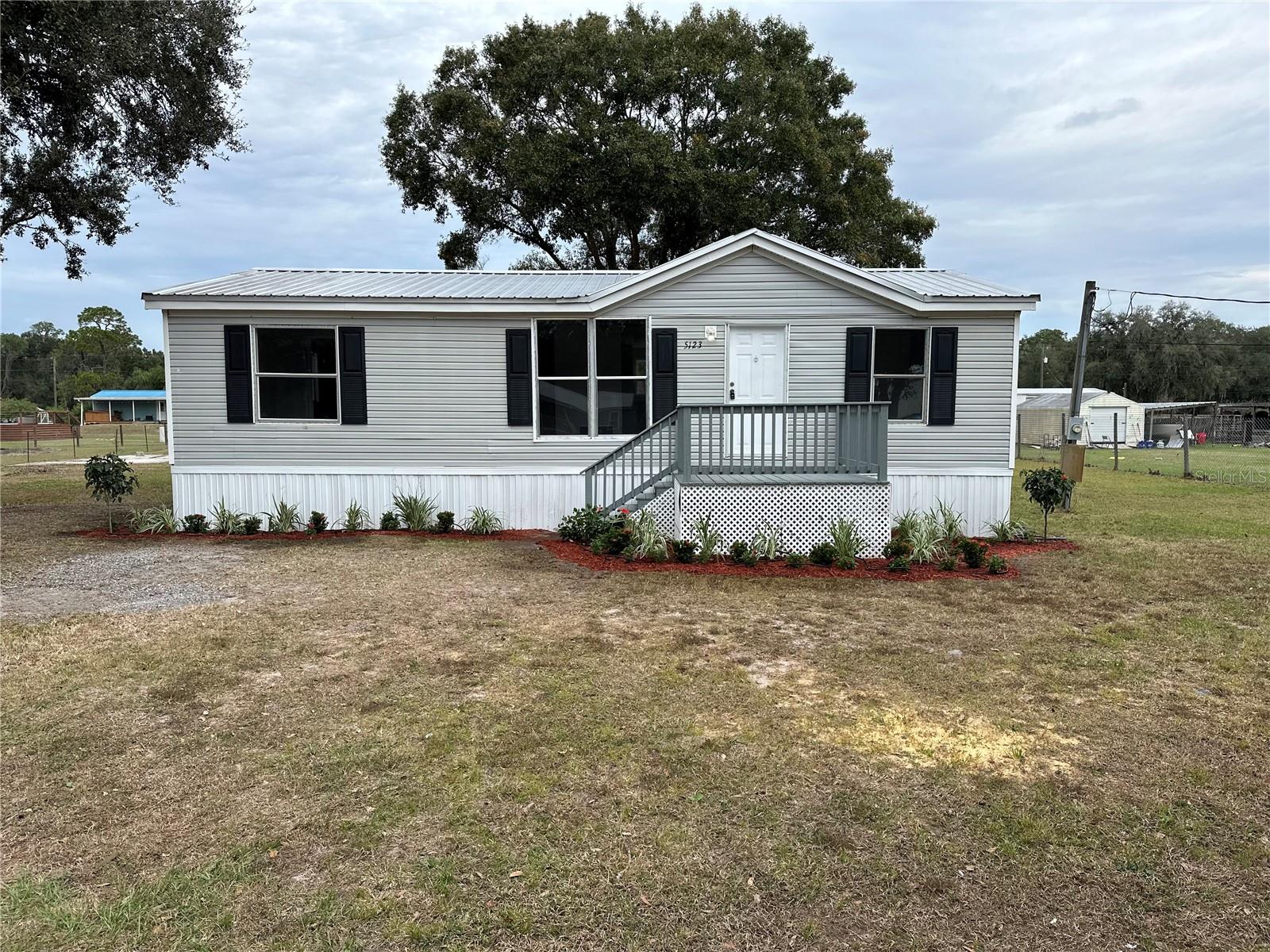 Photo of 5123 ROCK DOVE LOOP LAKELAND FL 33810