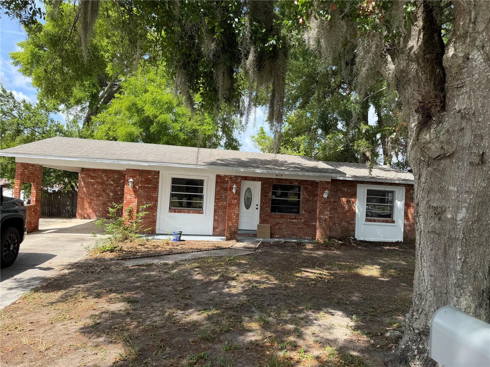 Photo of 415 S TANGERINE COURT EAGLE LAKE FL 33839