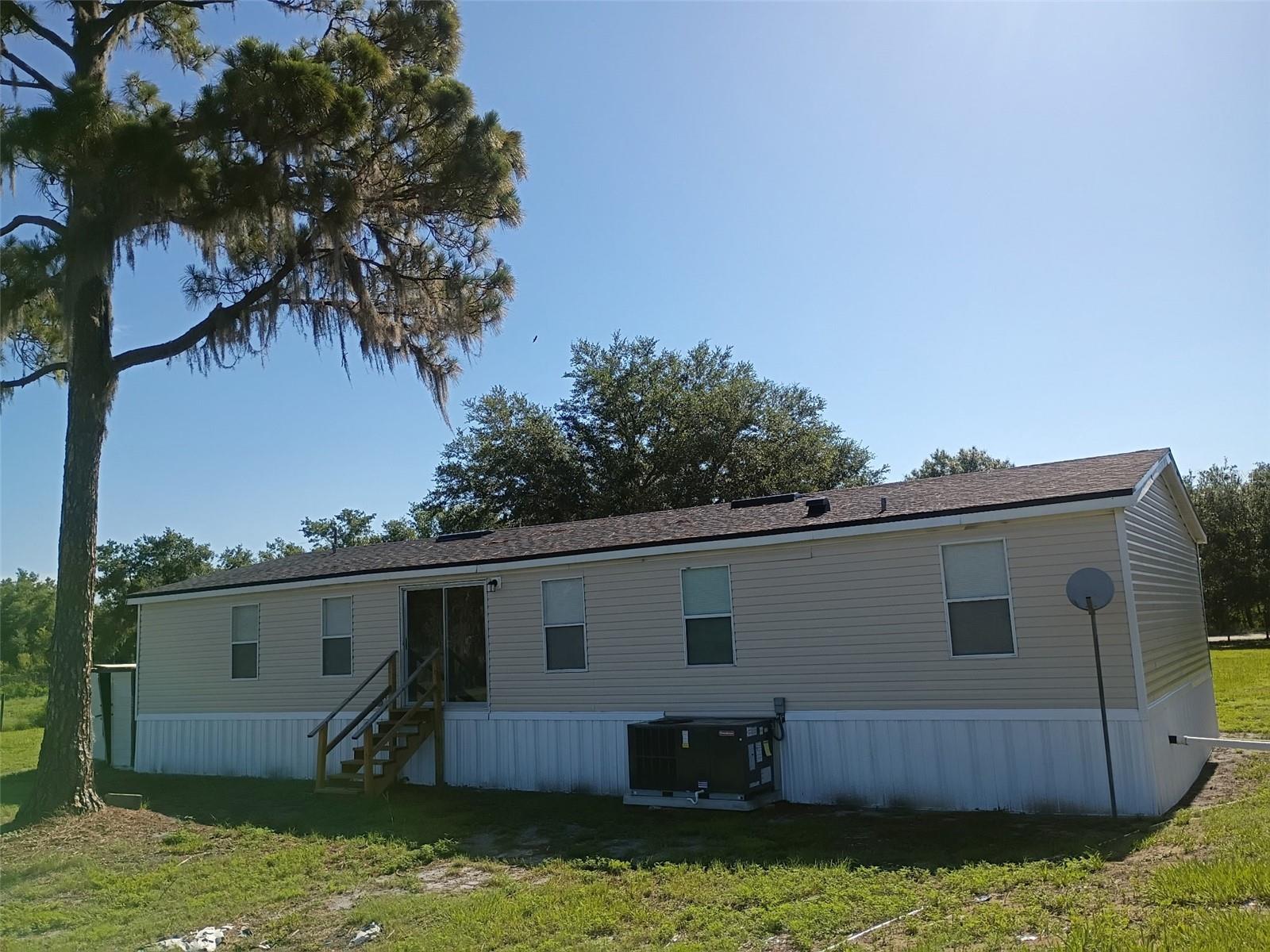 Photo of 10628 SPORTSMAN TRAIL LAKELAND FL 33809