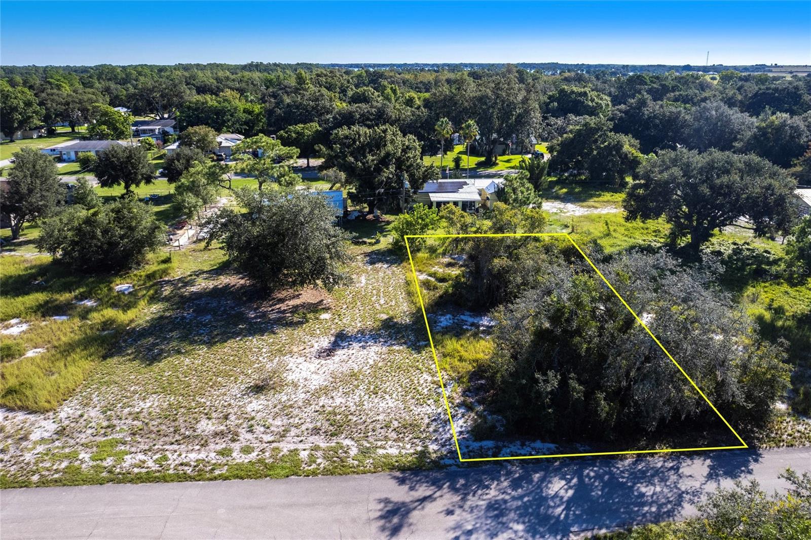 Photo of 913 HOLLYHOCK COURT LAKE PLACID FL 33852