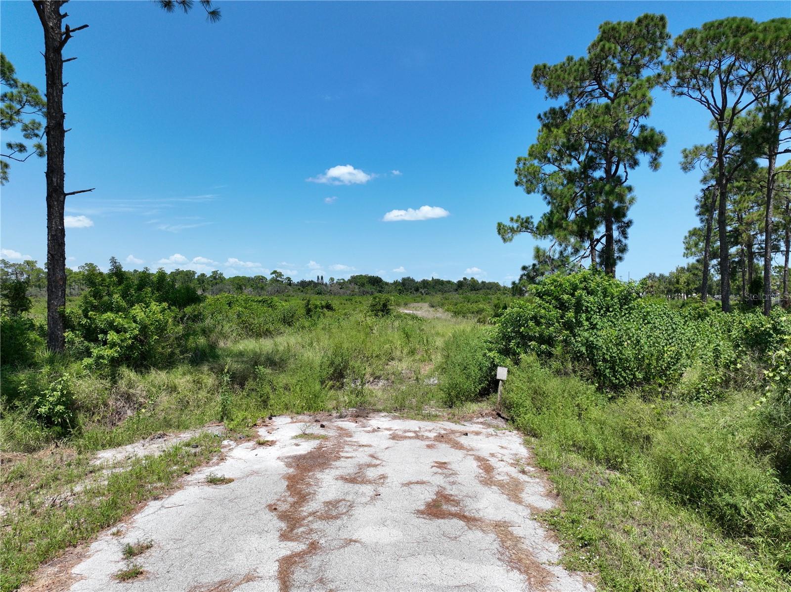 Photo of 530 LOTUS AVENUE SEBRING FL 33872