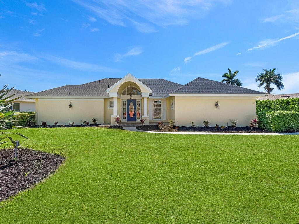 Photo of 491 CYPRESS WAY NAPLES FL 34110