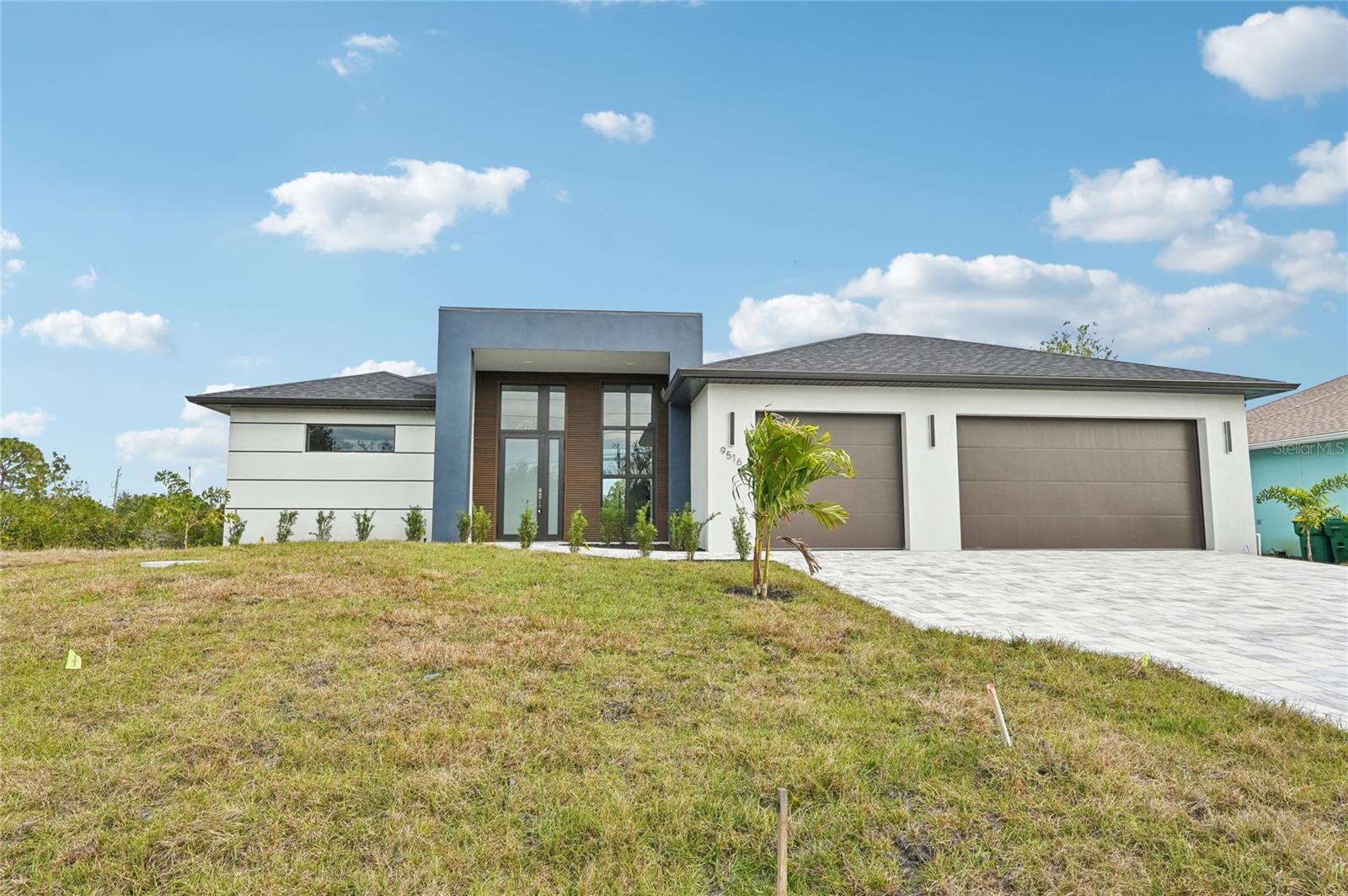 Photo of 9516 PRESIDENT CIRCLE PORT CHARLOTTE FL 33981