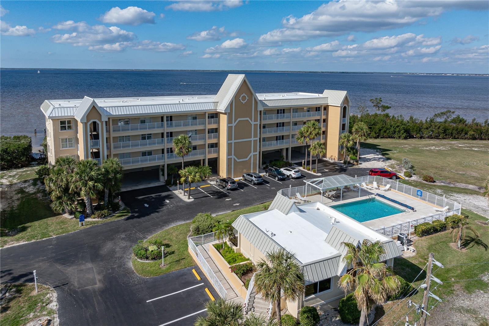 Photo of 101 N MARION COURT #235 PUNTA GORDA FL 33950