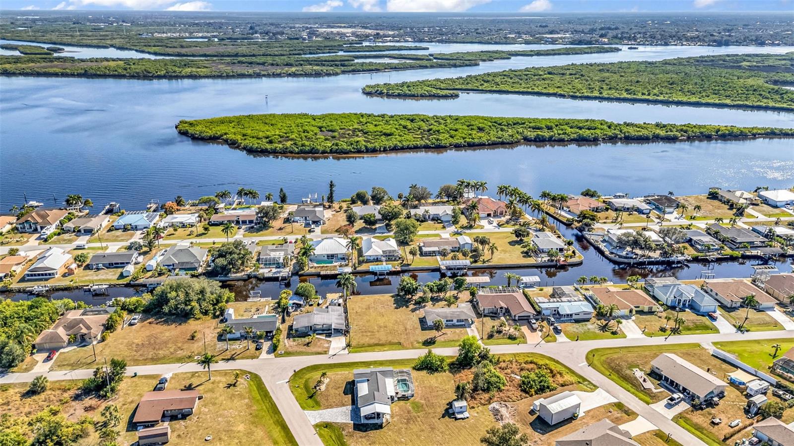 Photo of 3334 DOVER DRIVE PUNTA GORDA FL 33983