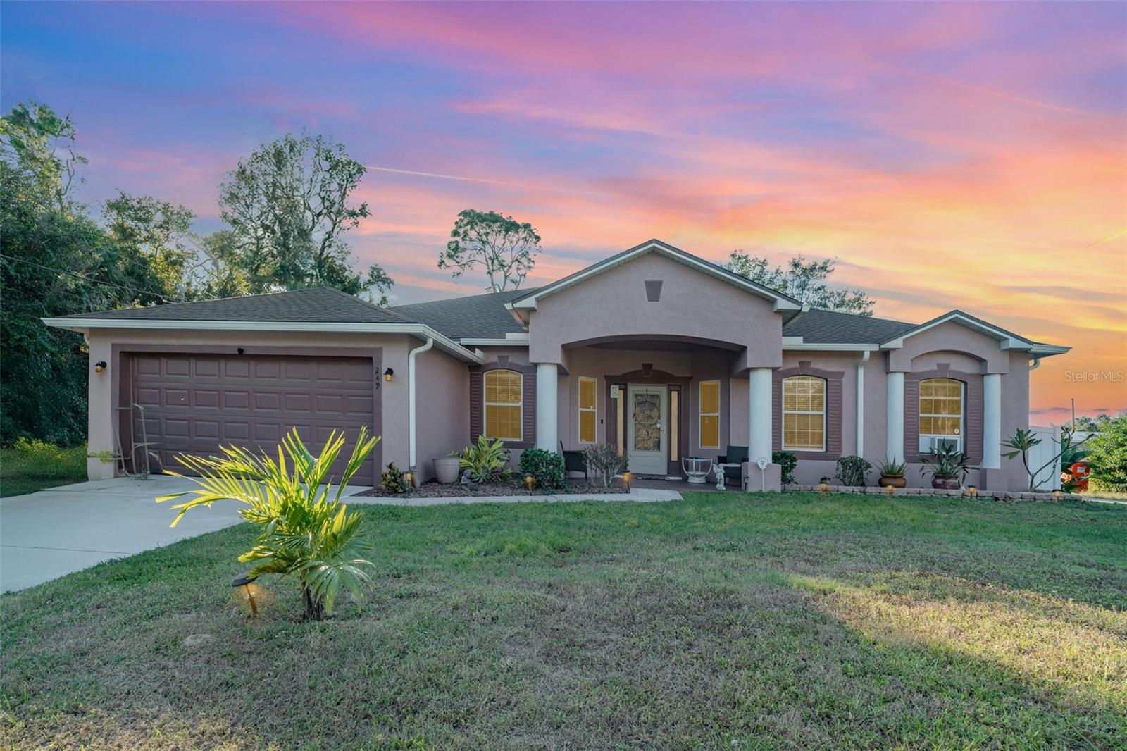 Photo of 249 FERDON CIRCLE PORT CHARLOTTE FL 33954