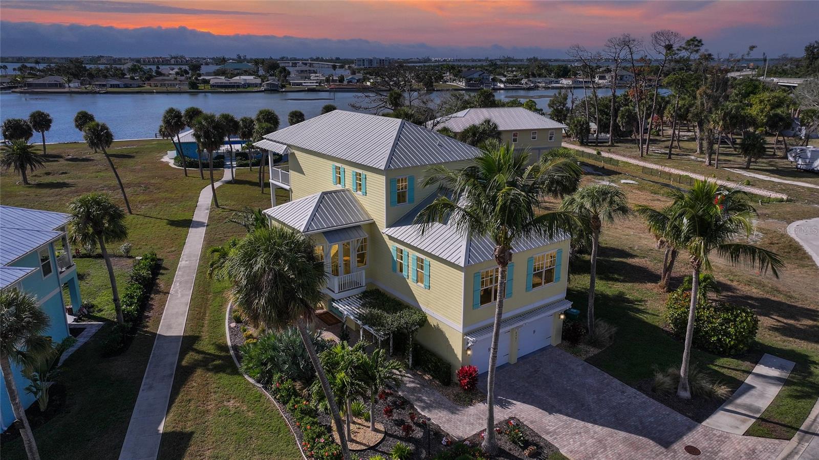 Photo of 6751 PORTSIDE LANE ENGLEWOOD FL 34223