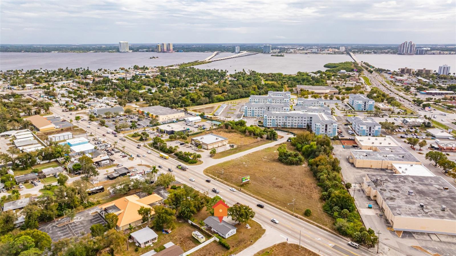 Photo of 164 PONDELLA ROAD NORTH FORT MYERS FL 33903