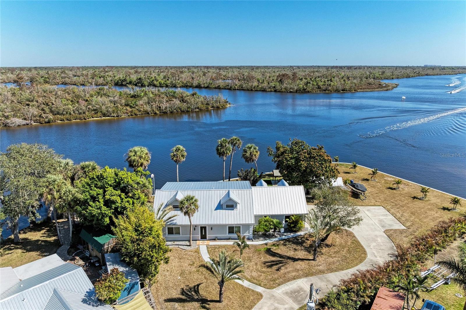 Photo of 9610 SW YACHT DRIVE ARCADIA FL 34269