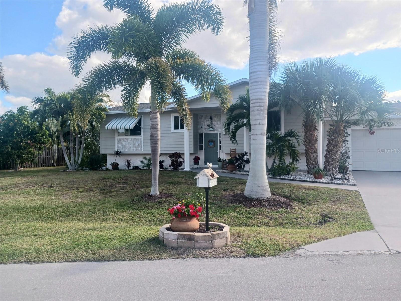 Photo of 621 STURGEON PLACE PUNTA GORDA FL 33950