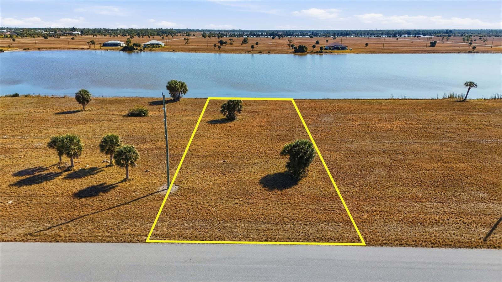 Photo of 32 YELLOWHAMMER DRIVE PLACIDA FL 33946