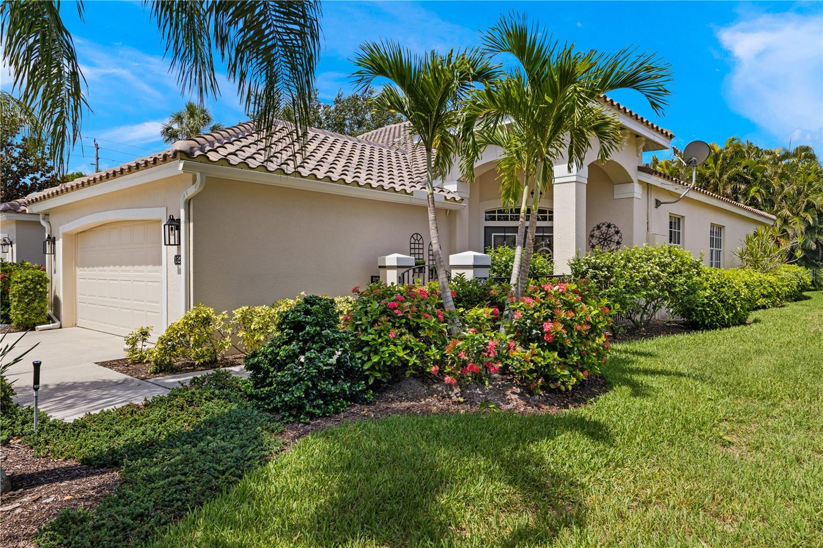 Photo of 15236 KNOTS LANDING FORT MYERS FL 33908
