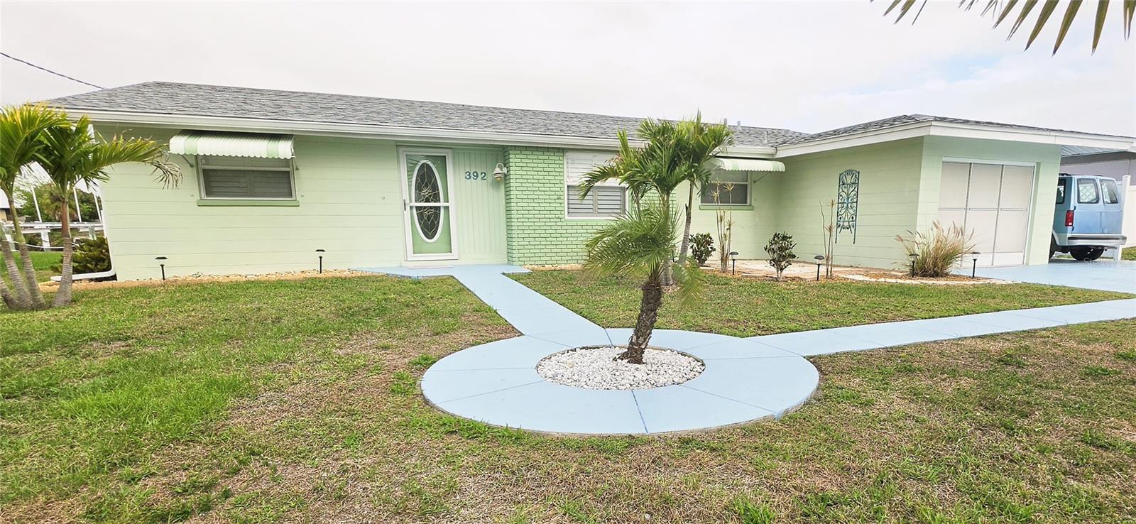 Photo of 392 E TARPON BOULEVARD PORT CHARLOTTE FL 33952