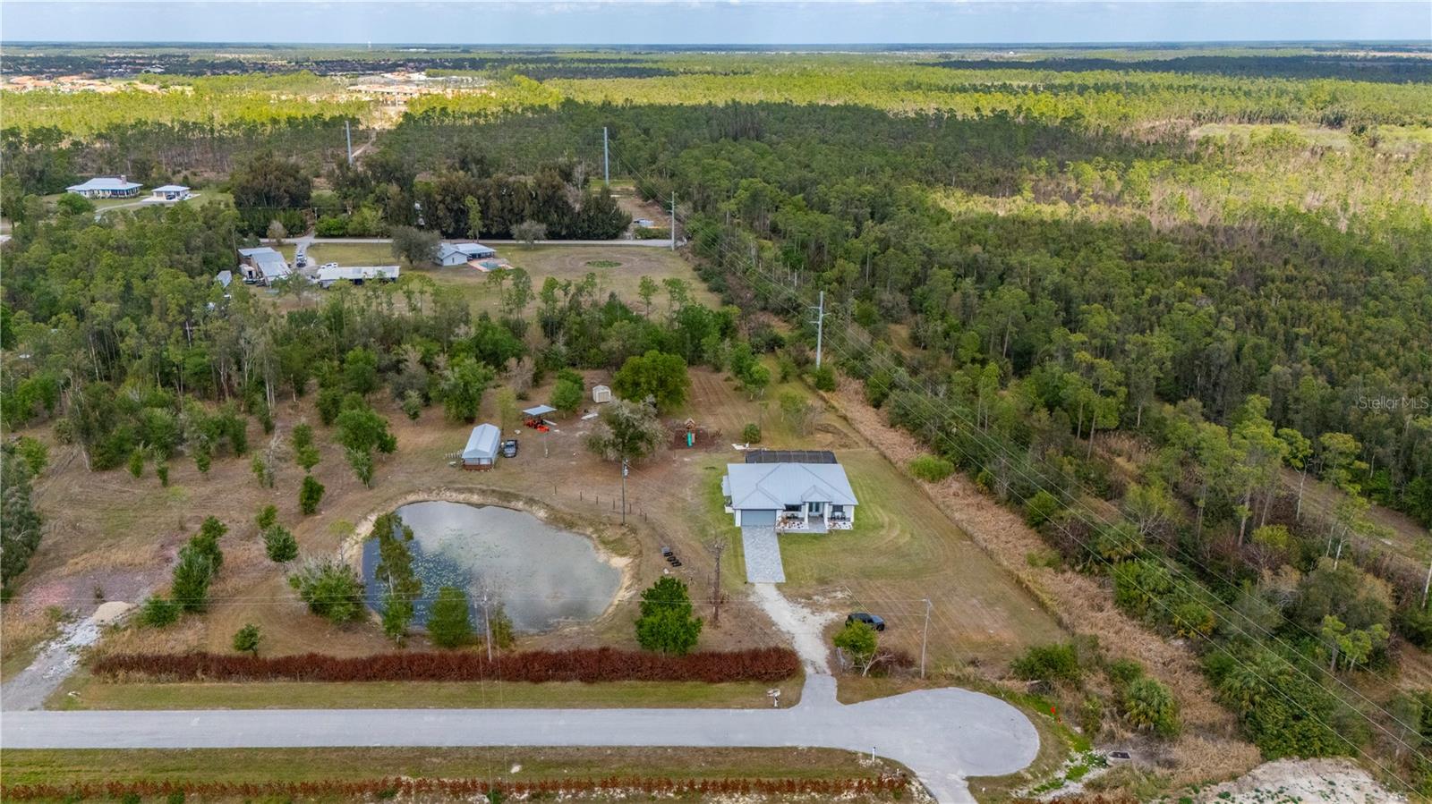 Photo of 4301 SOUTH ROAD NORTH FORT MYERS FL 33917