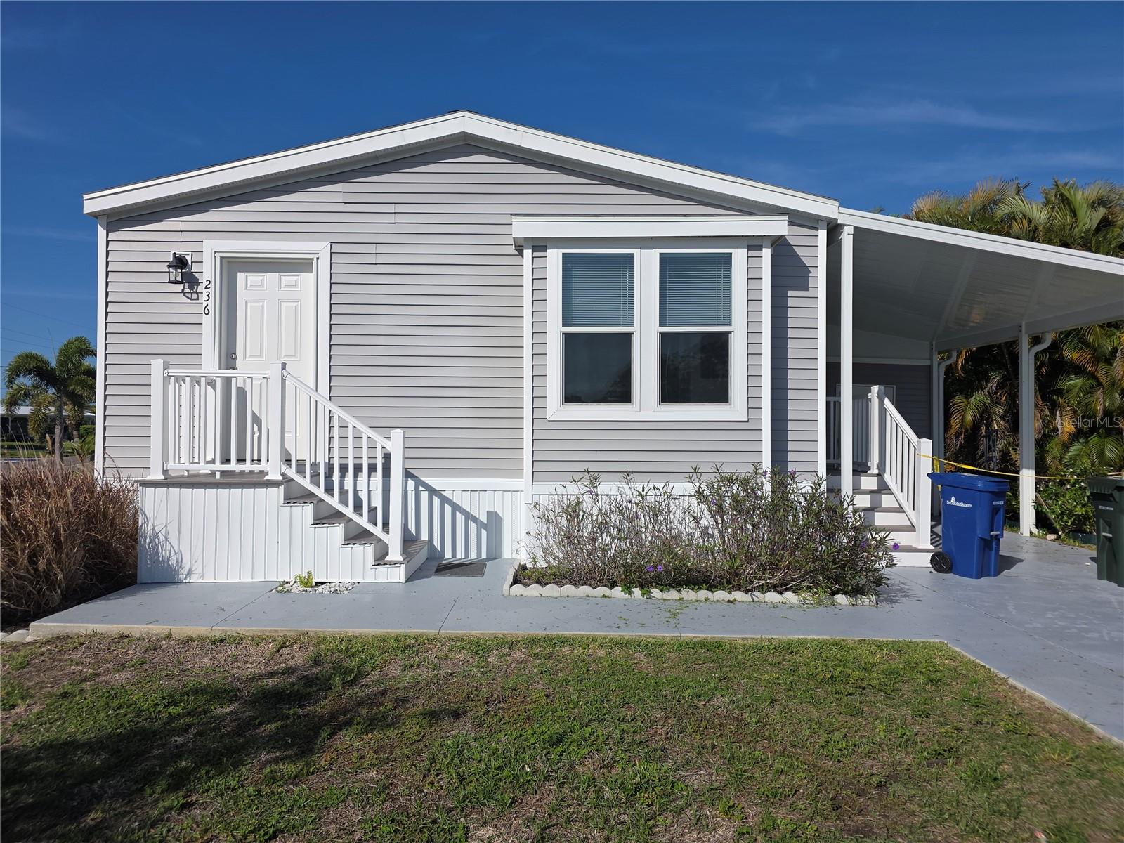 Photo of 236 WOLVERINE AVENUE NORTH PORT FL 34287
