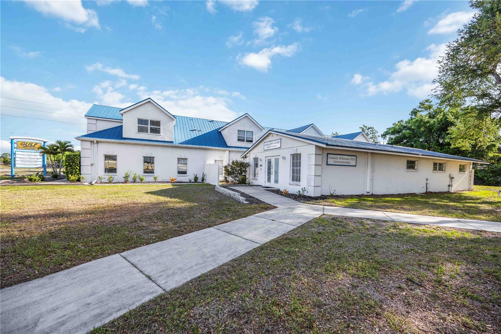 Photo of 2061 ENGLEWOOD ROAD ## 1-7 ENGLEWOOD FL 34223